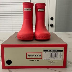 Hunter Kids Rain Boots. Hyper Pink. Toddler girl size 7.